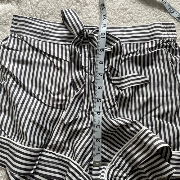 NWT Ettitude Bamboo Sateen Pajama Shorts in Gray /Slate Stripe Size Small - Picture 7 of 11